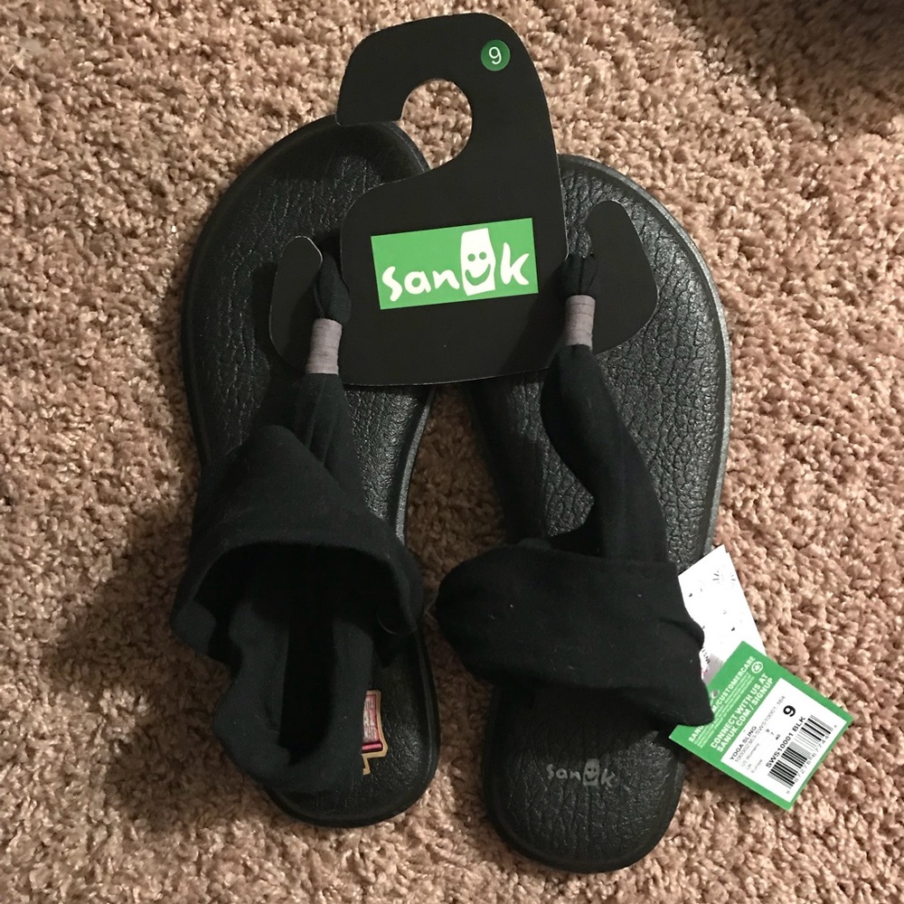 Sanuk sandals